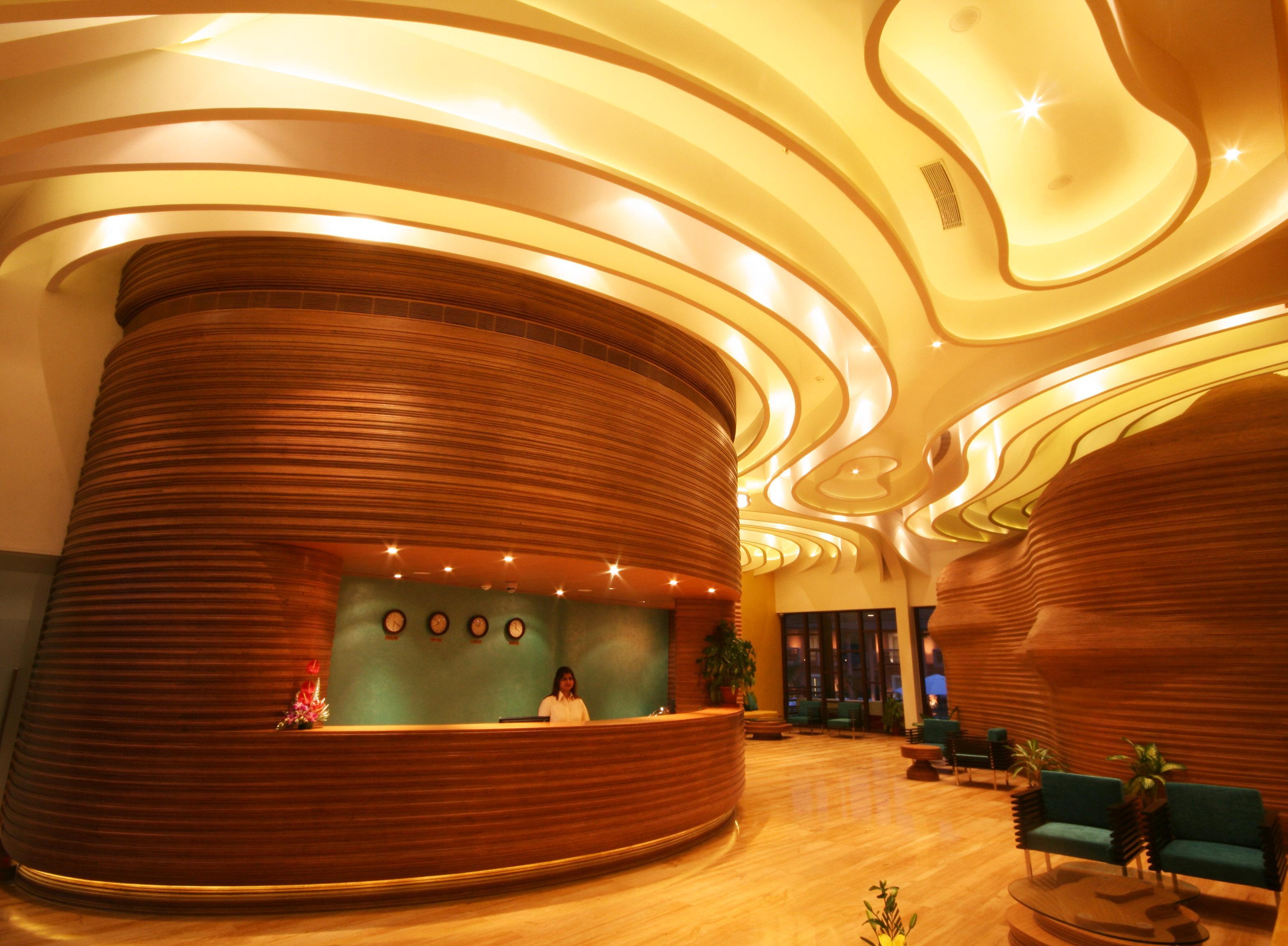 The Golden Crown Hotel & Spa Colva Exterior photo