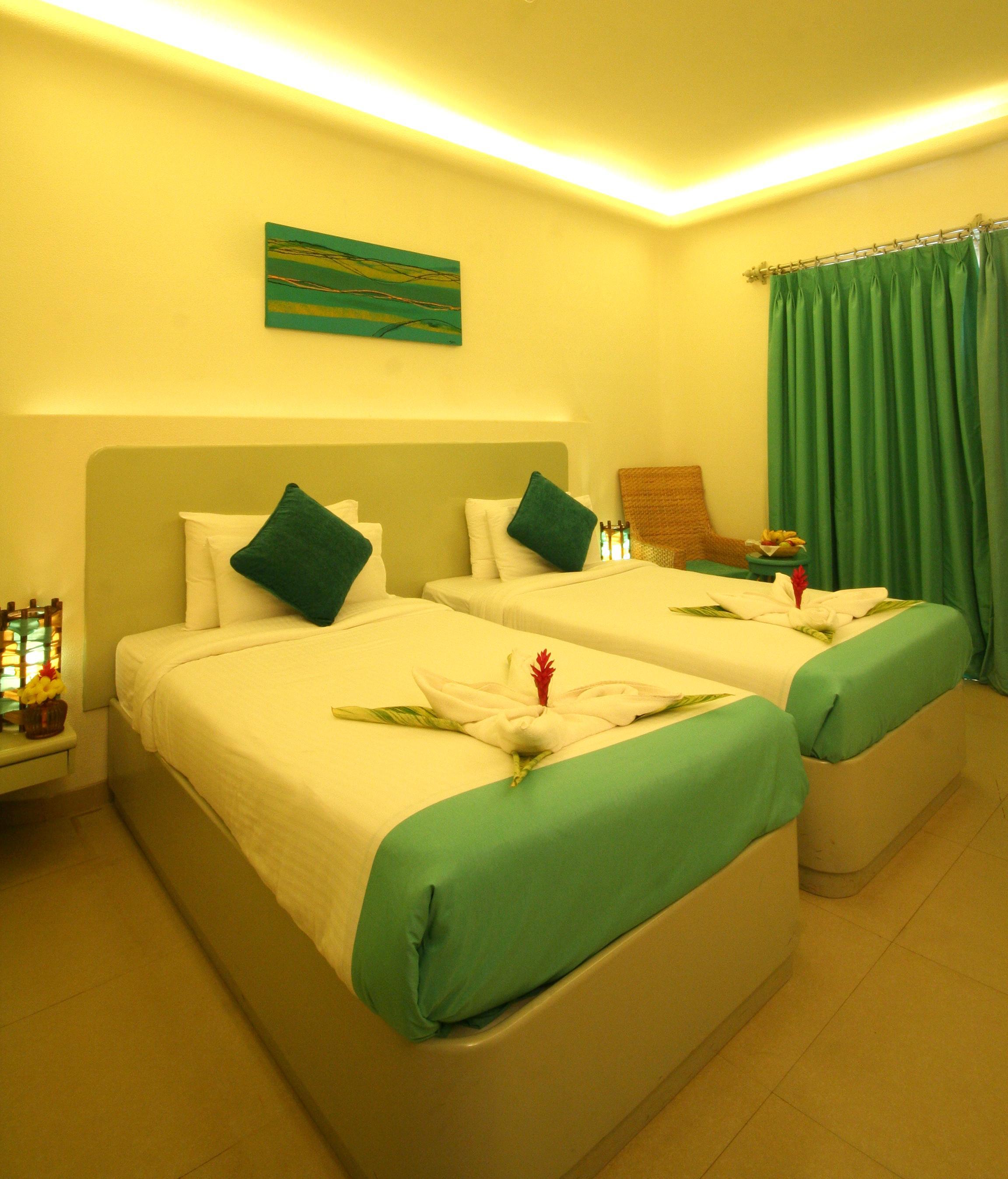 The Golden Crown Hotel & Spa Colva Exterior photo